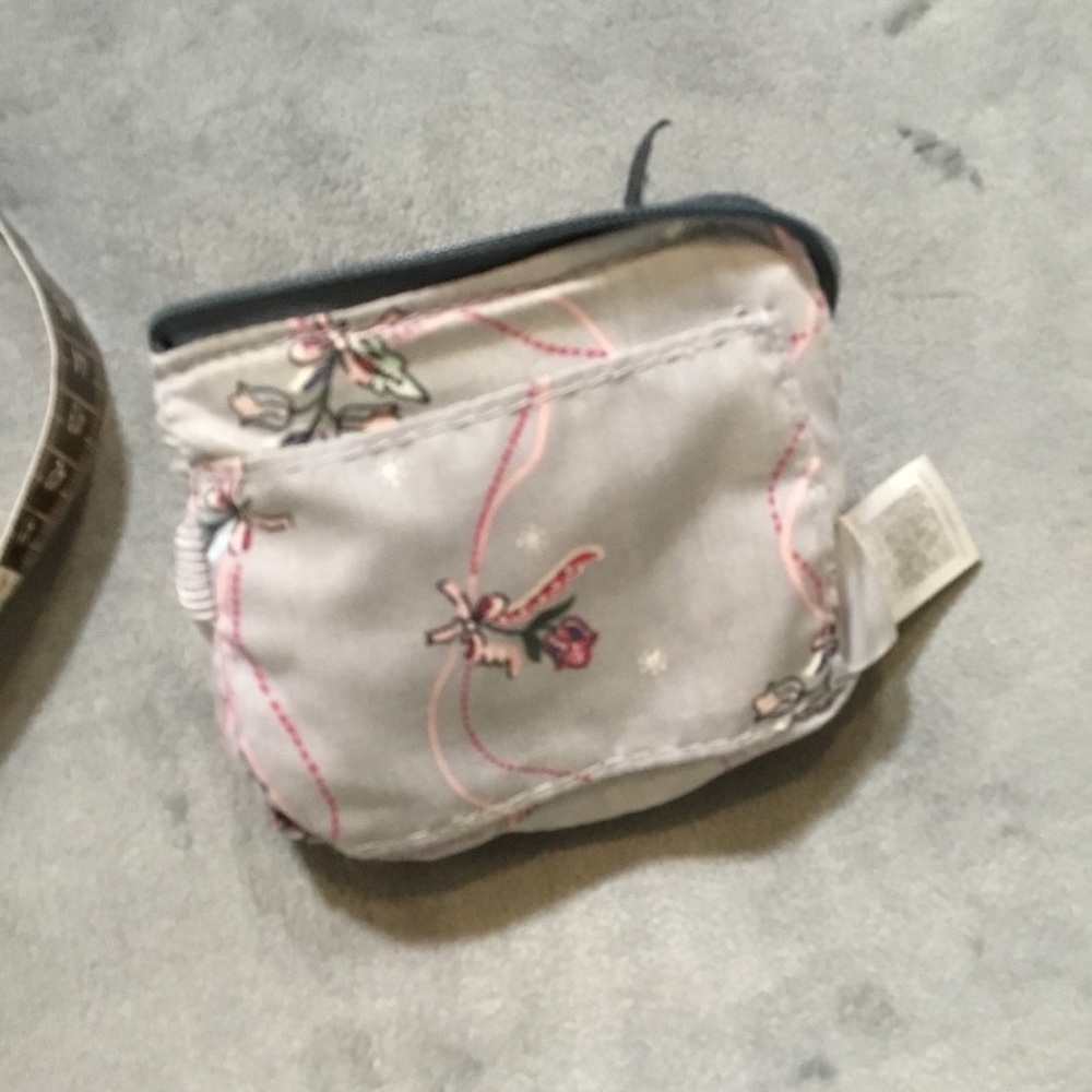 Vera Bradley eyeglass holder and coin pouch paisley floral print - Picture 14 of 16